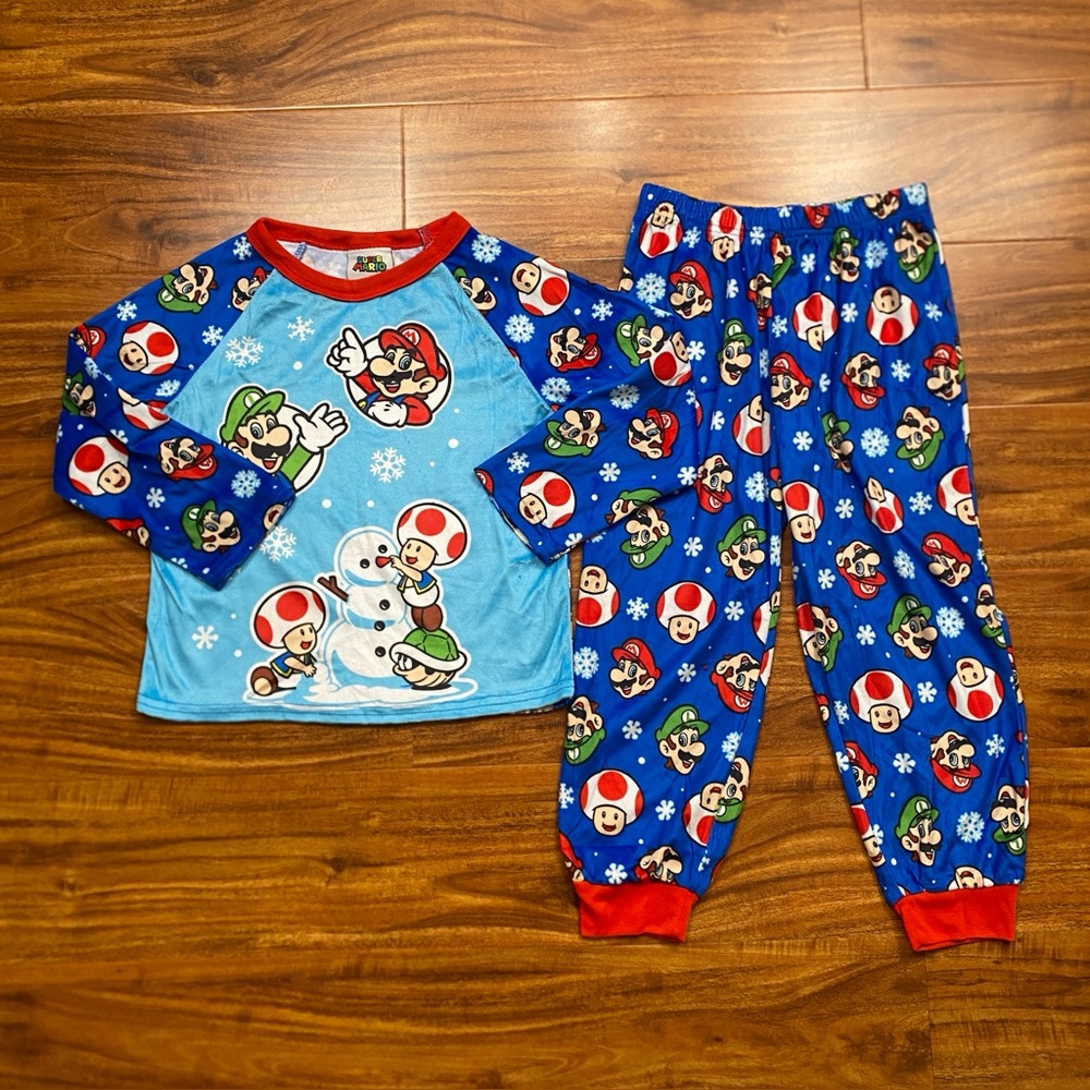 Nintendo Super Mario Holiday Kids Blue Soft Long Sleeve Pajamas Size XS 4/5 Cozy